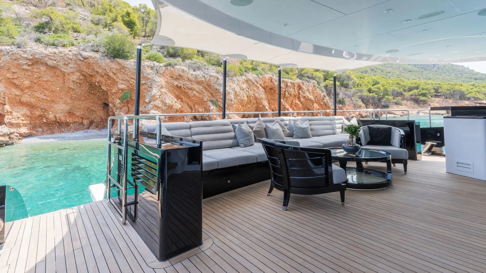 BLISS yacht detail photo