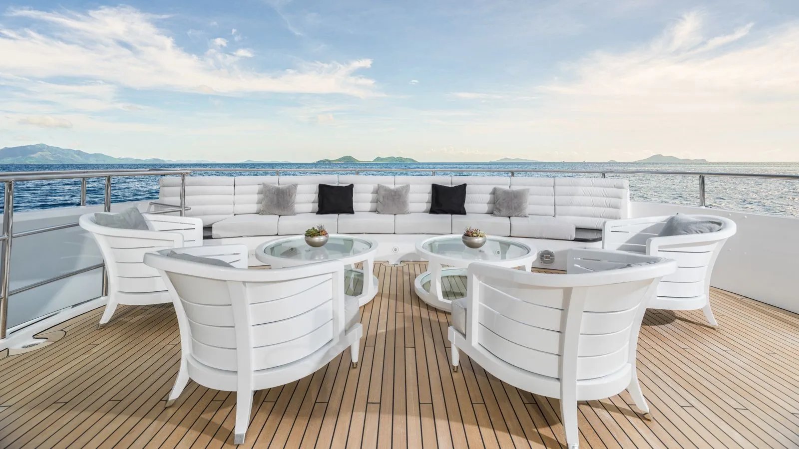 BLISS yacht detail photo