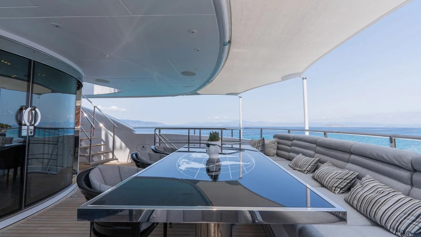 BLISS yacht detail photo
