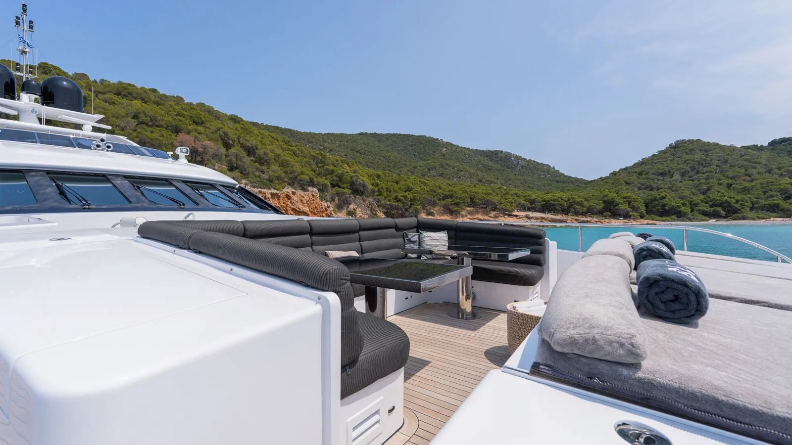 BLISS yacht detail photo
