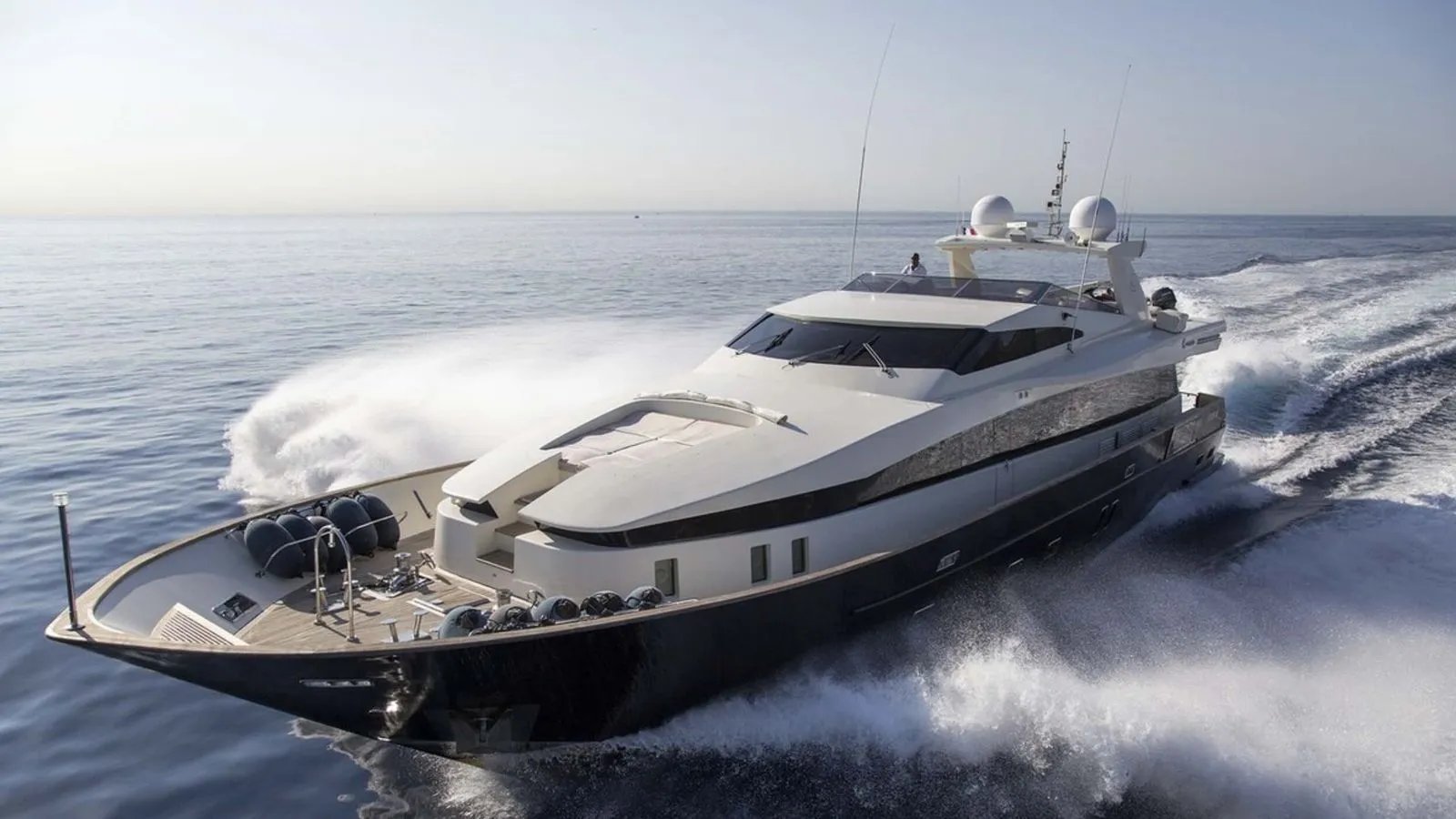 CAPPUCCINO yacht exterior profile