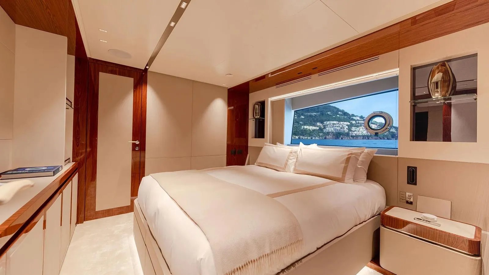 LAFAYETTE yacht detail photo