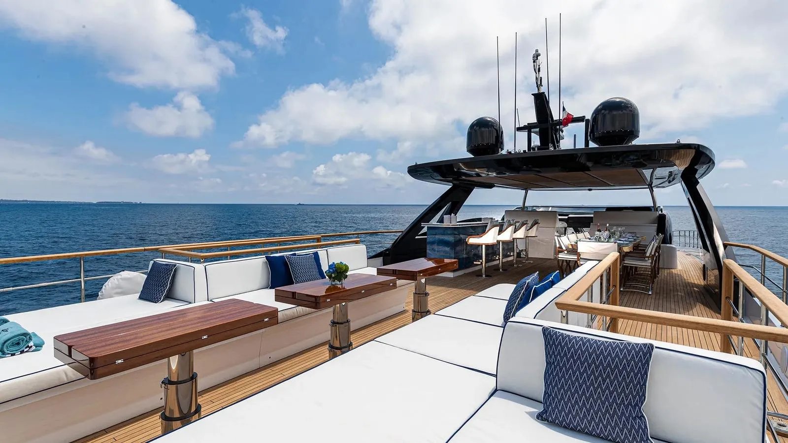 LAFAYETTE yacht detail photo