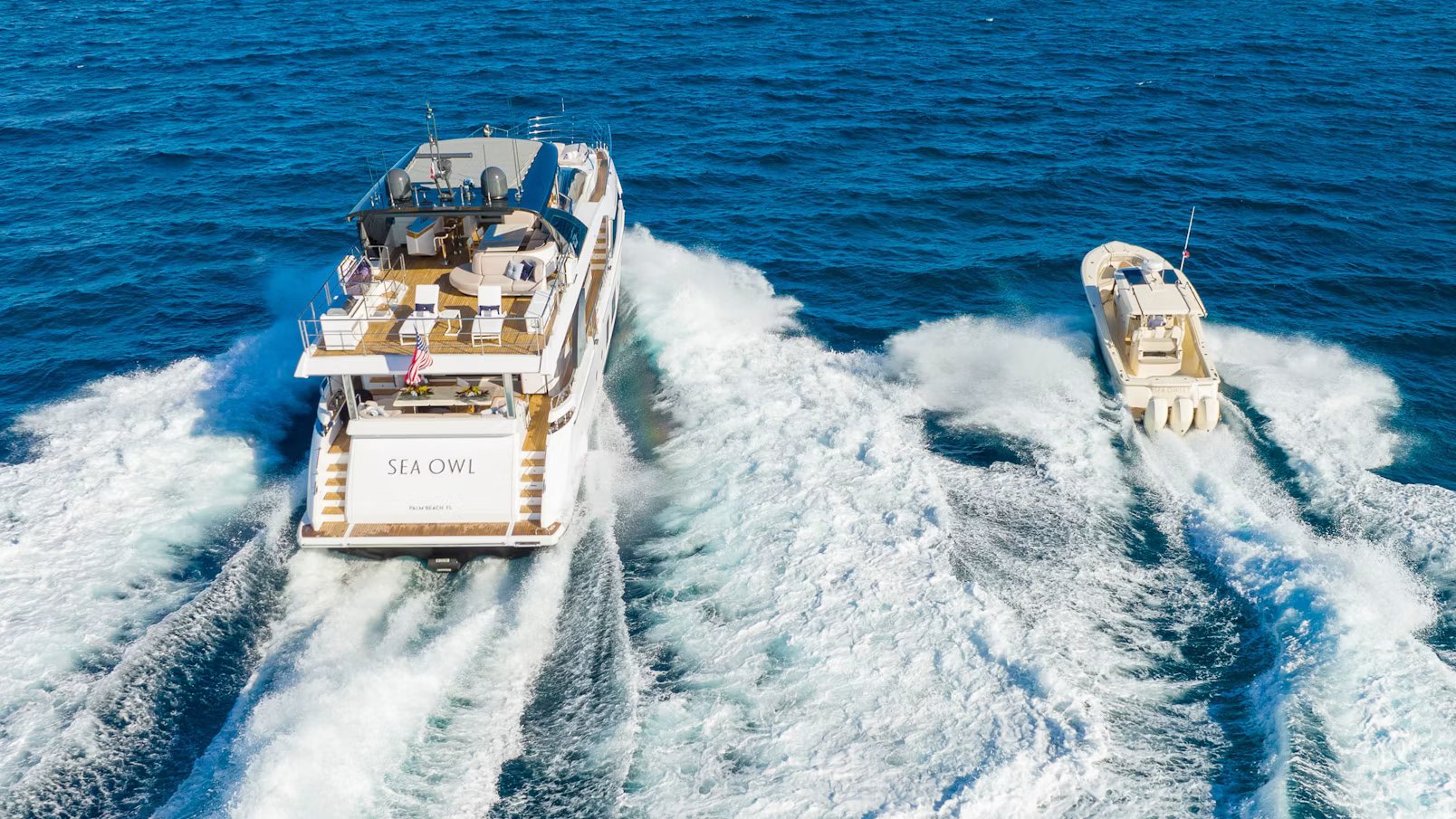 SEA OWL 88 master suite