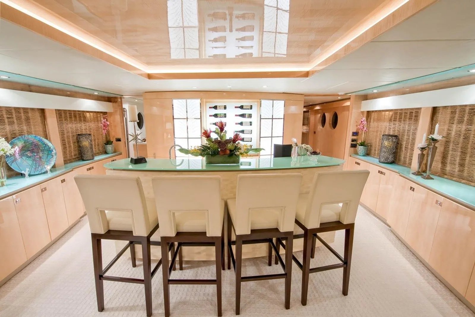 INCEPTION yacht detail photo