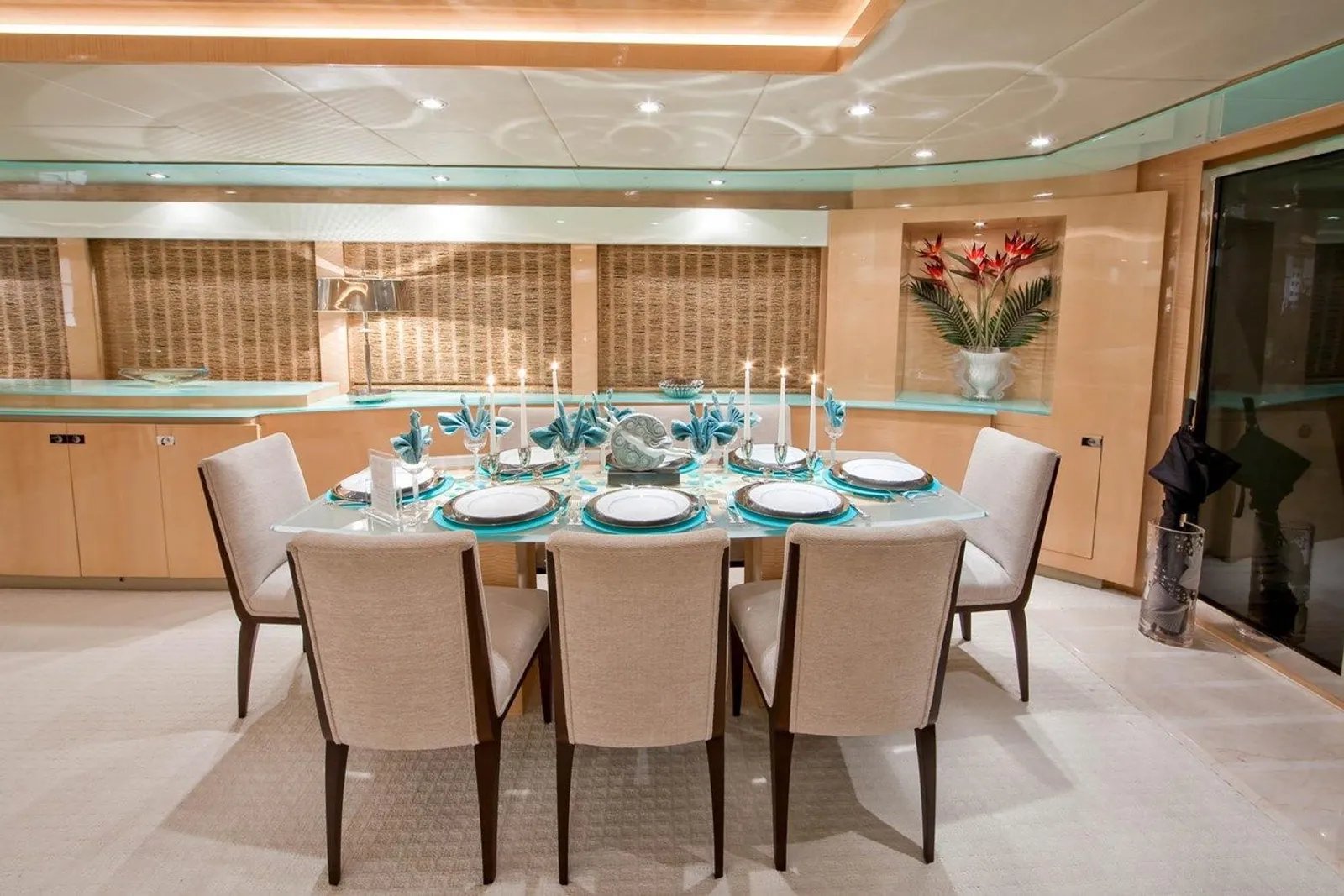 INCEPTION yacht detail photo