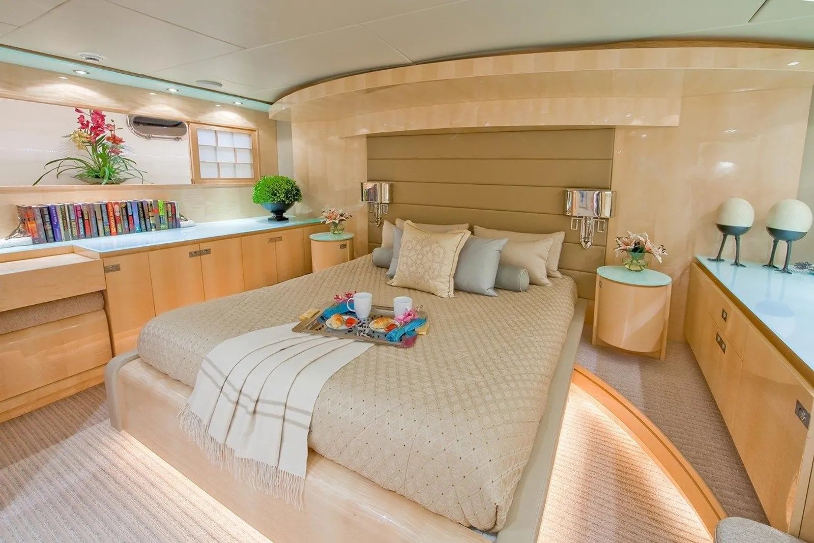 INCEPTION yacht detail photo