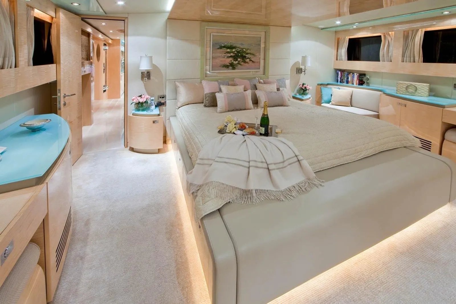 INCEPTION yacht detail photo