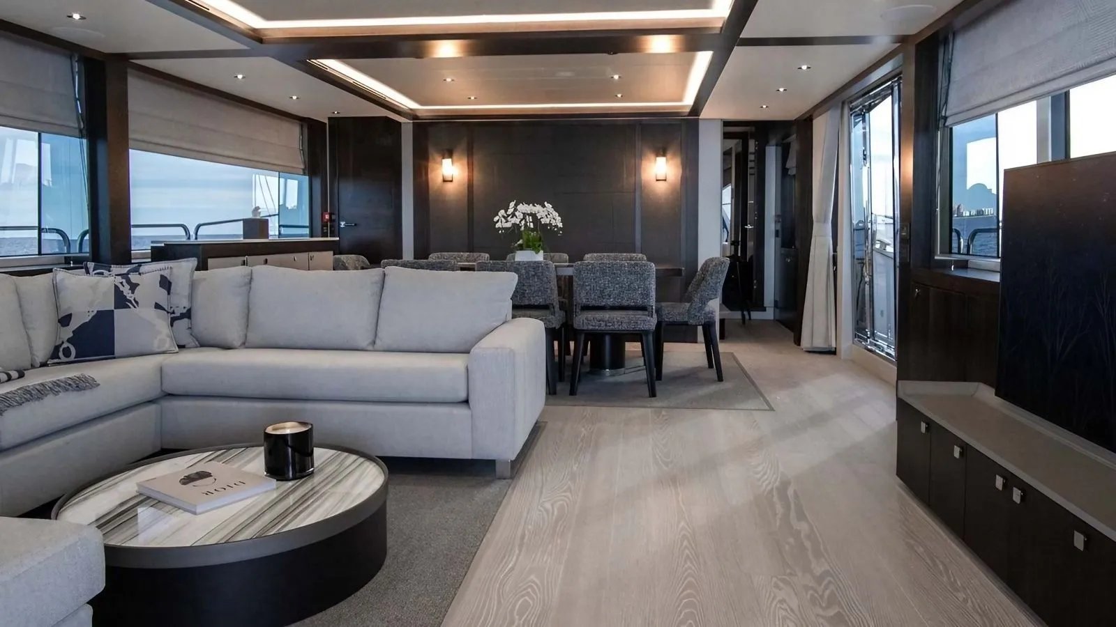 NIGORA yacht detail photo