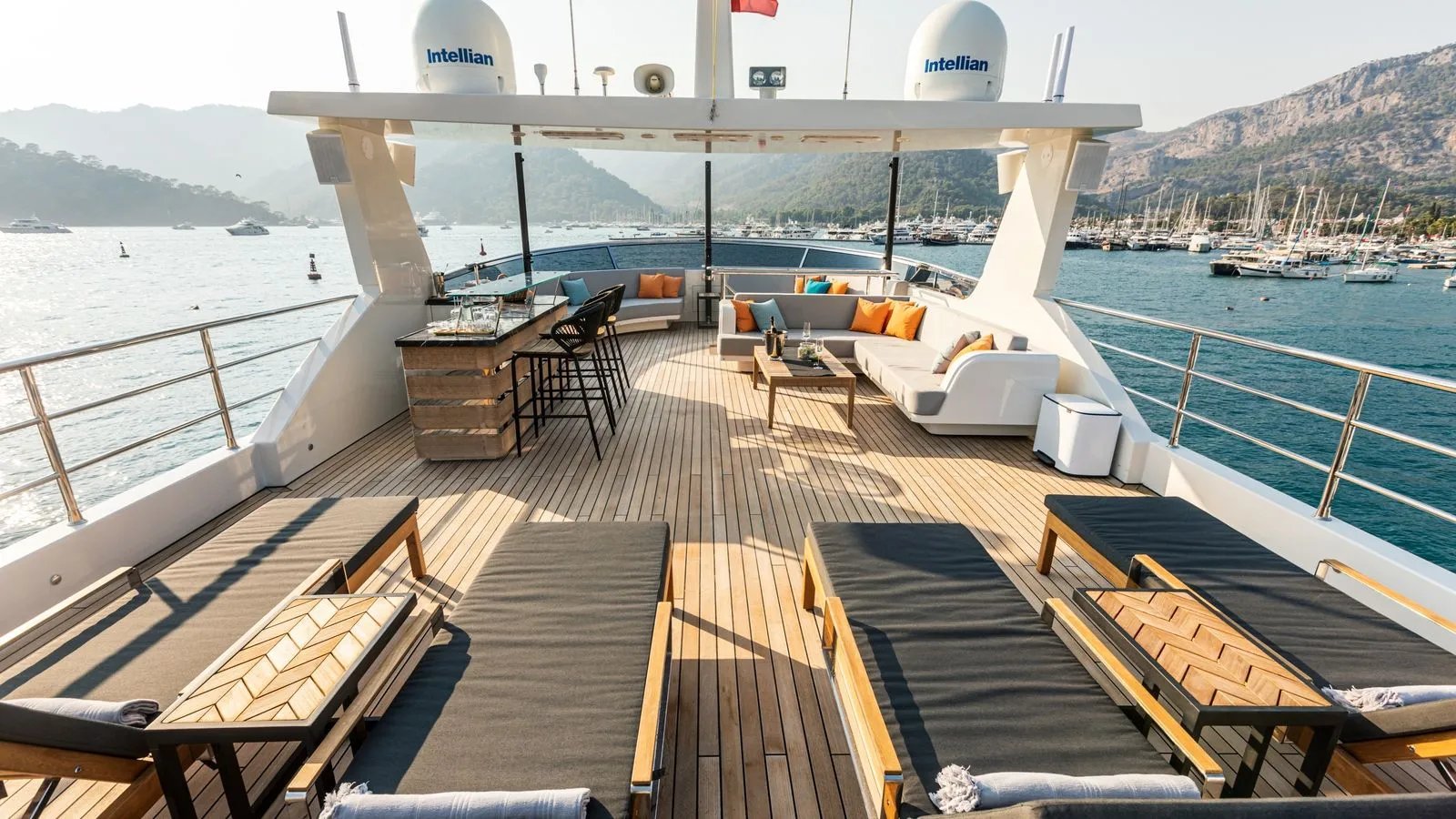 ZEEMAR yacht detail photo