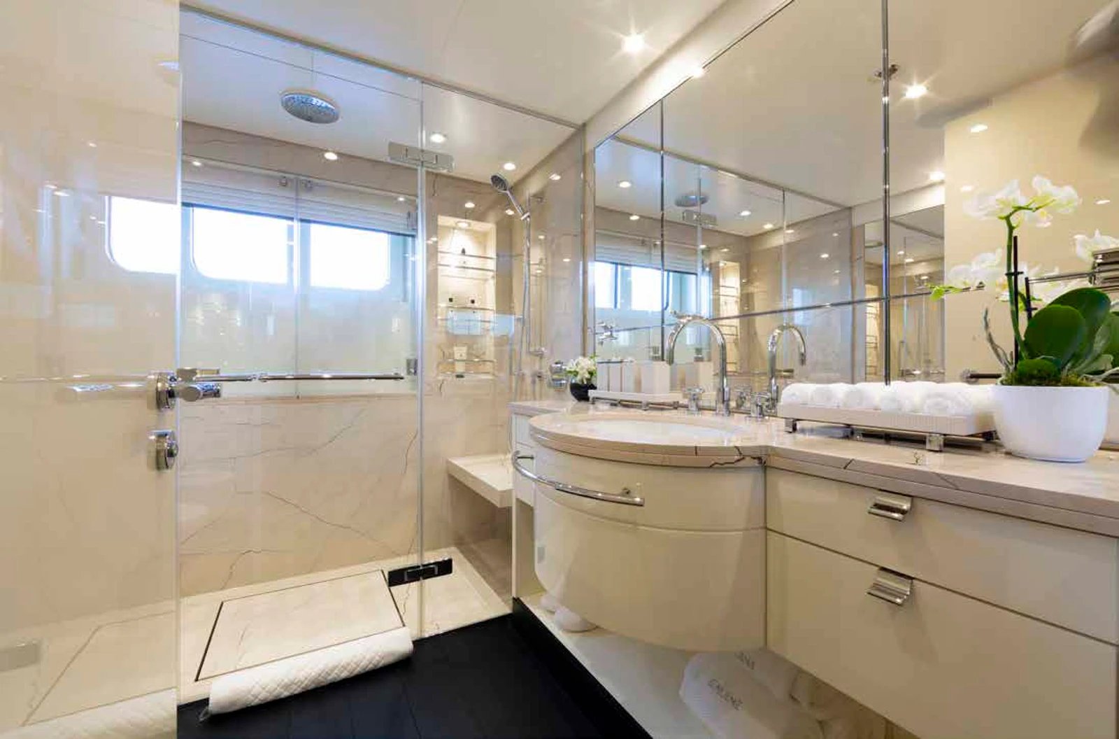 GALENE yacht detail photo
