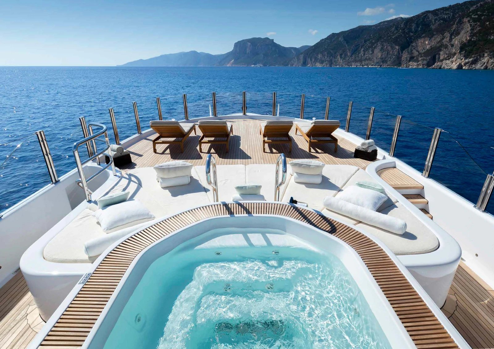 GALENE yacht detail photo