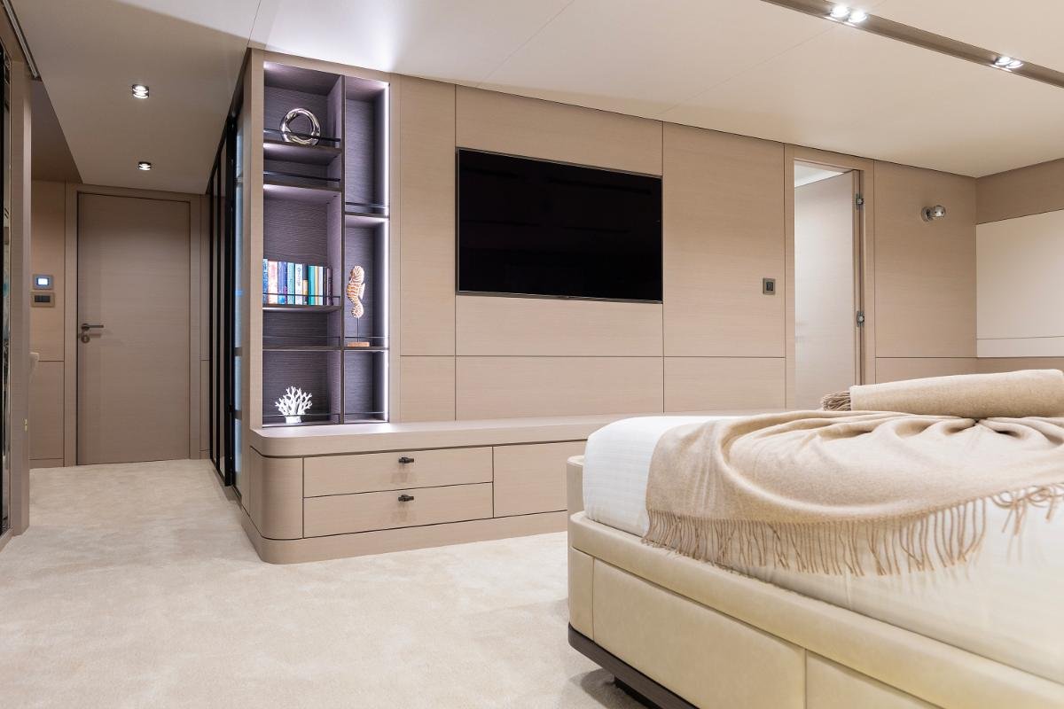 ORIY yacht detail photo