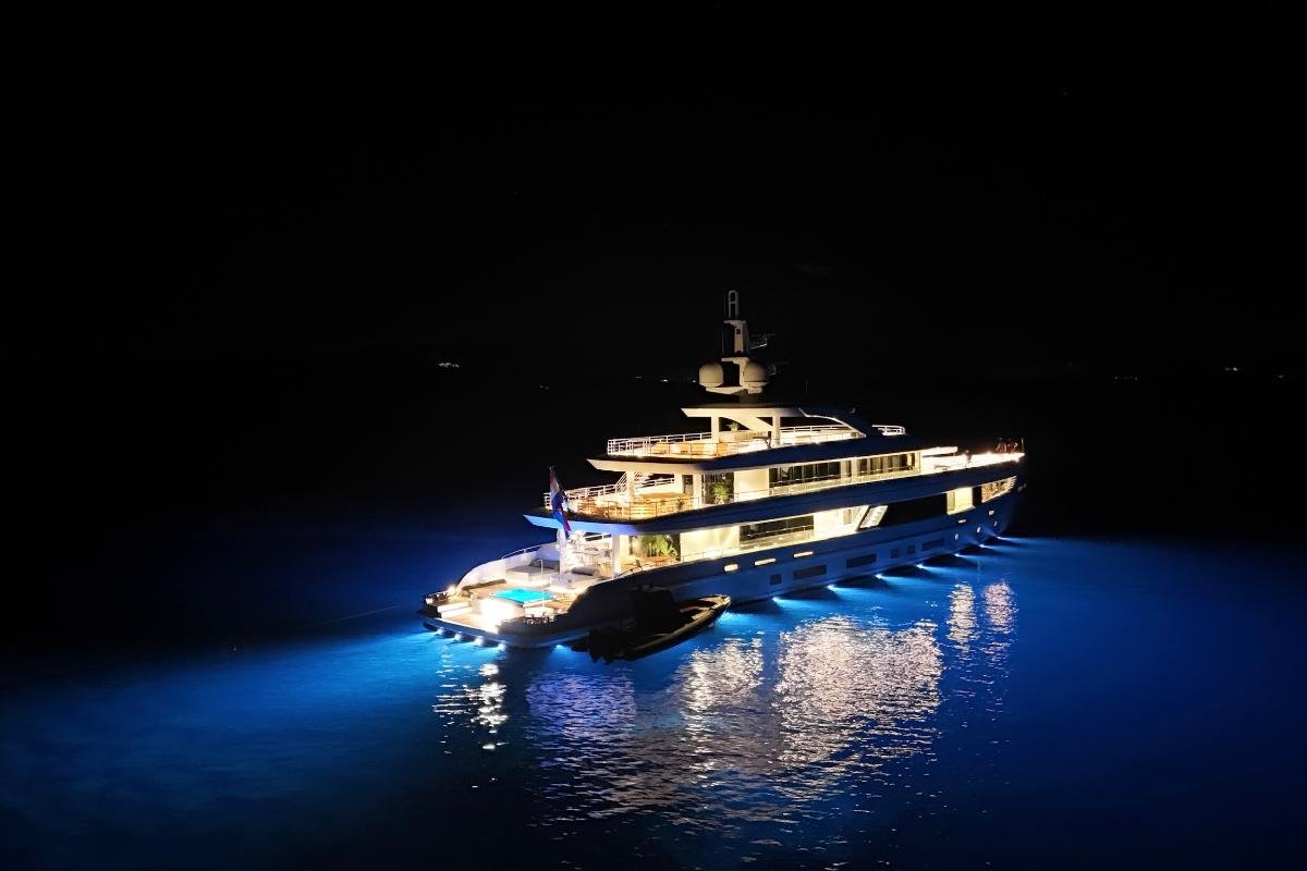 ORIY yacht detail photo