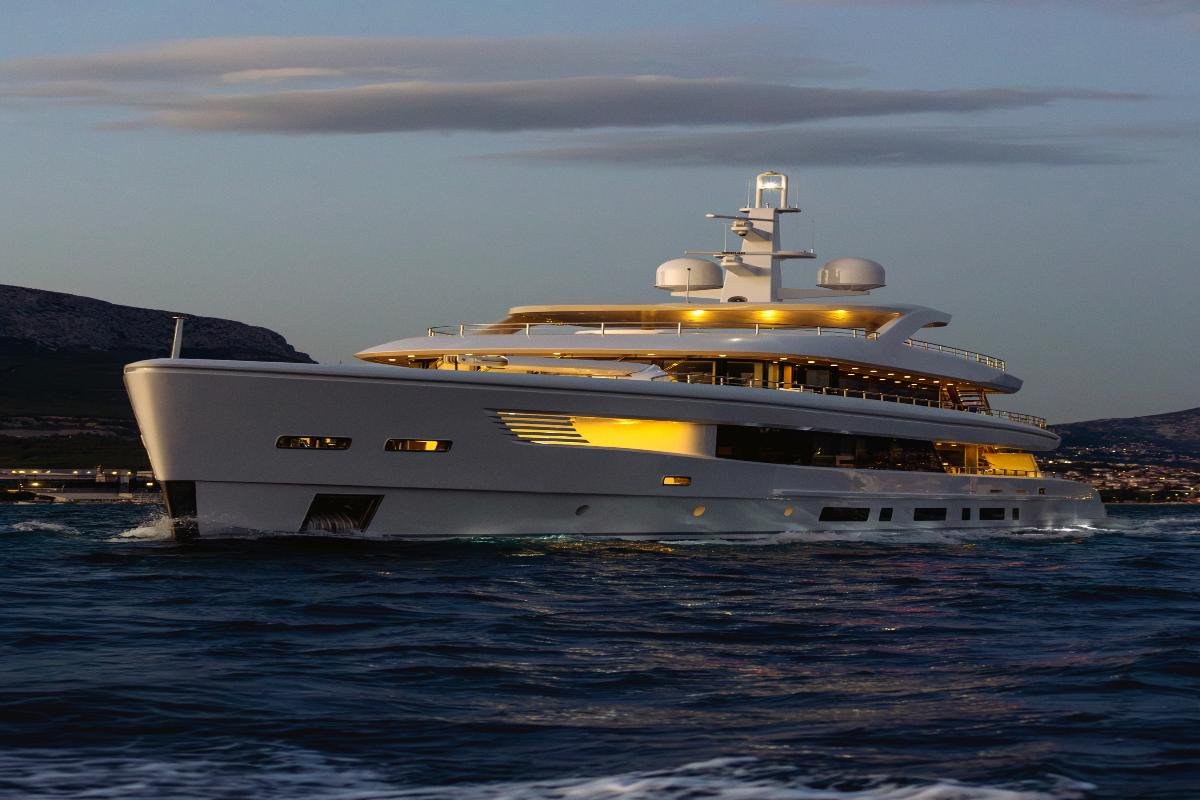 ORIY yacht detail photo