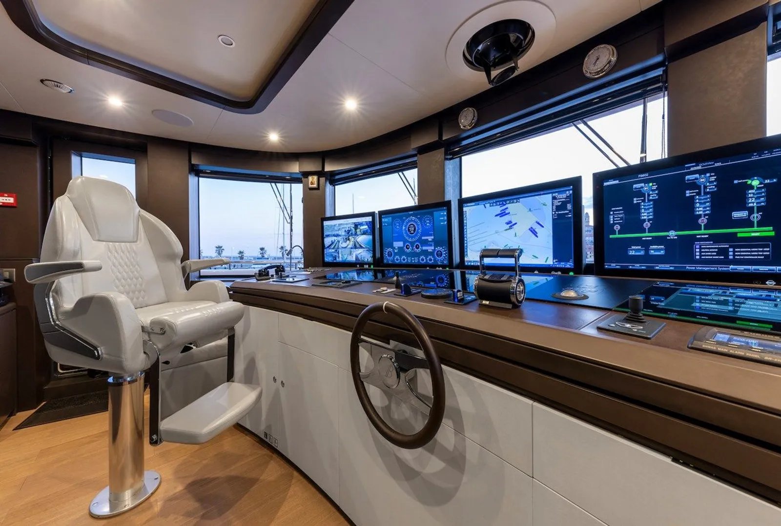 IRYNA II yacht detail photo