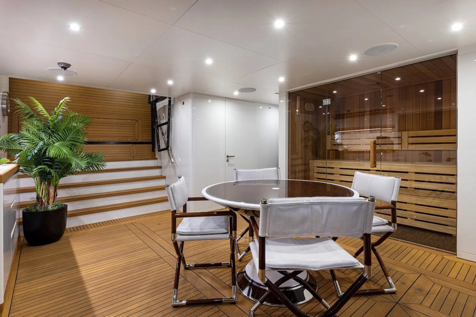 IRYNA II yacht detail photo