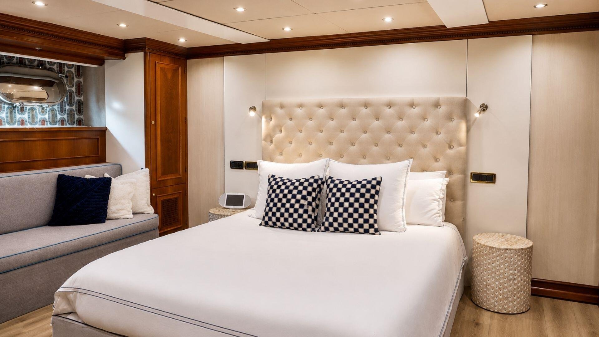 IRAMA yacht detail photo