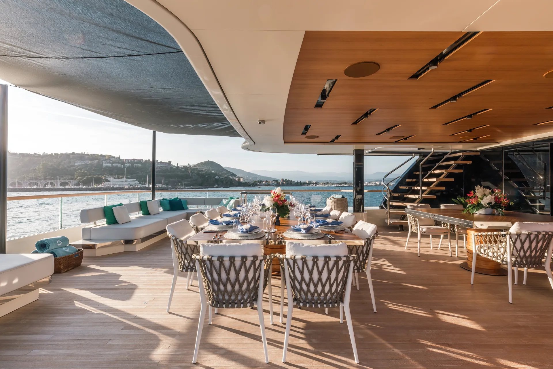 C yacht detail photo