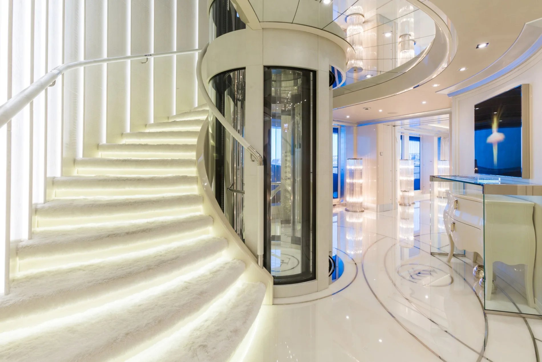LADY LARA yacht detail photo