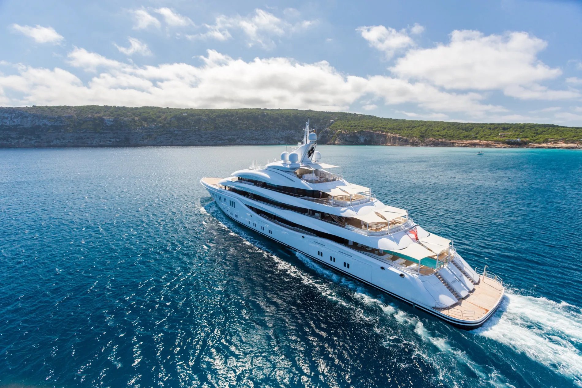 LADY LARA yacht detail photo