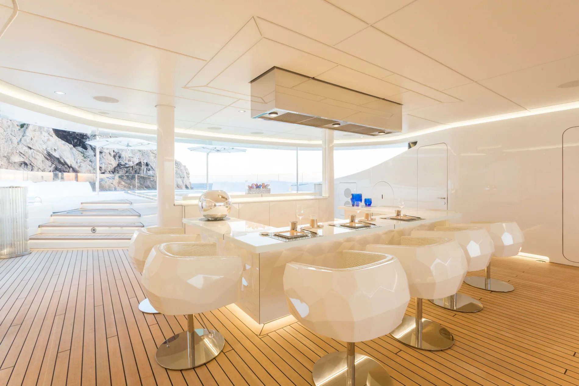LADY LARA yacht detail photo