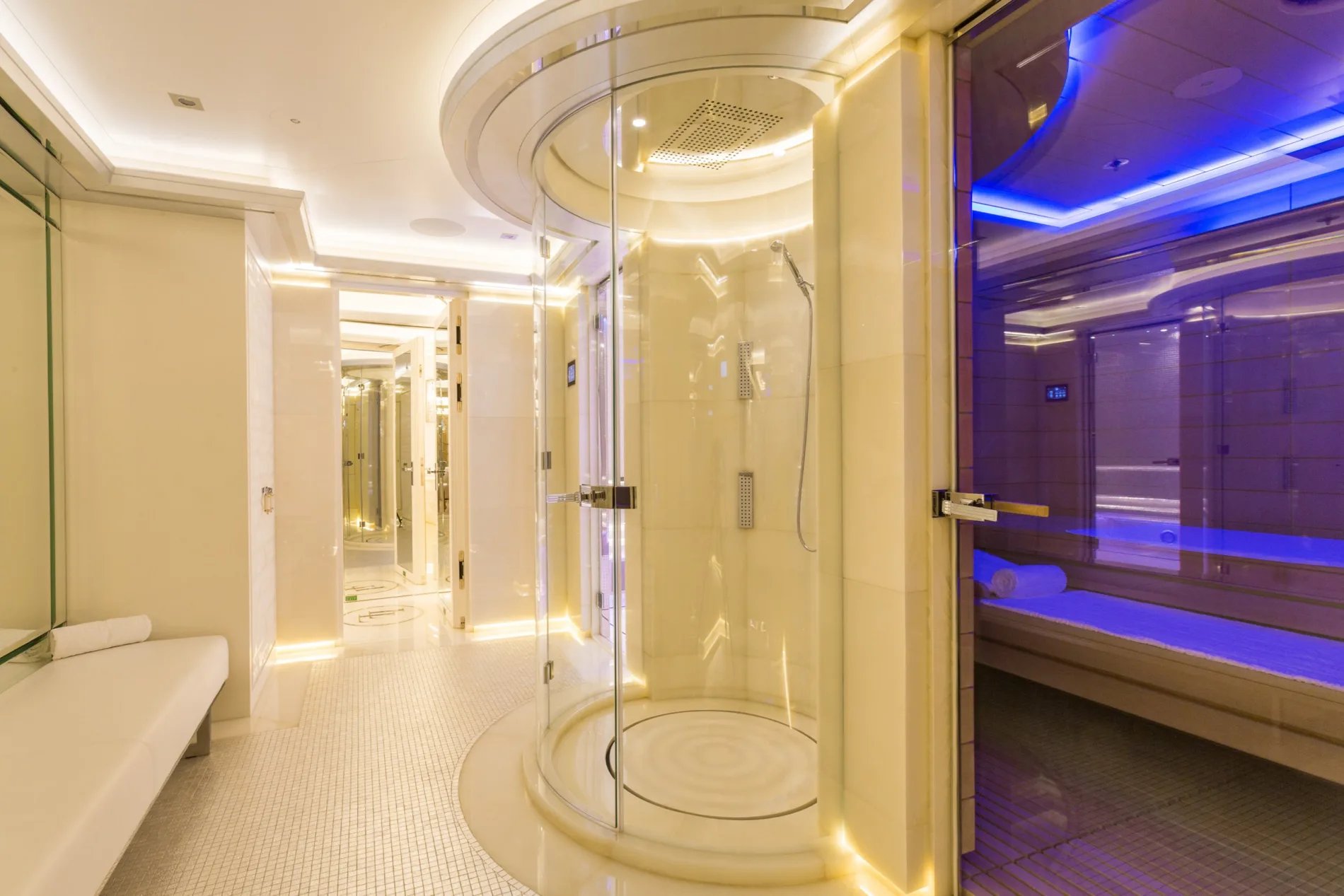 LADY LARA yacht detail photo