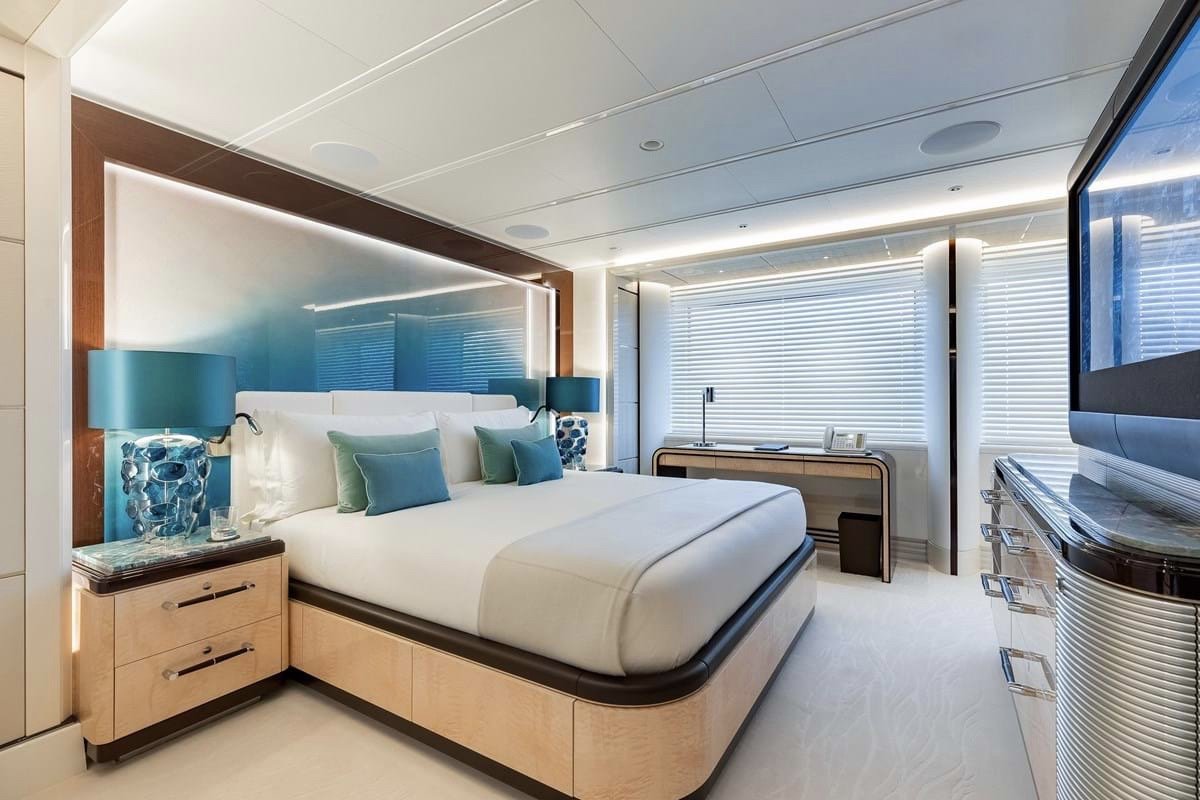 EXCELLENCE yacht detail photo