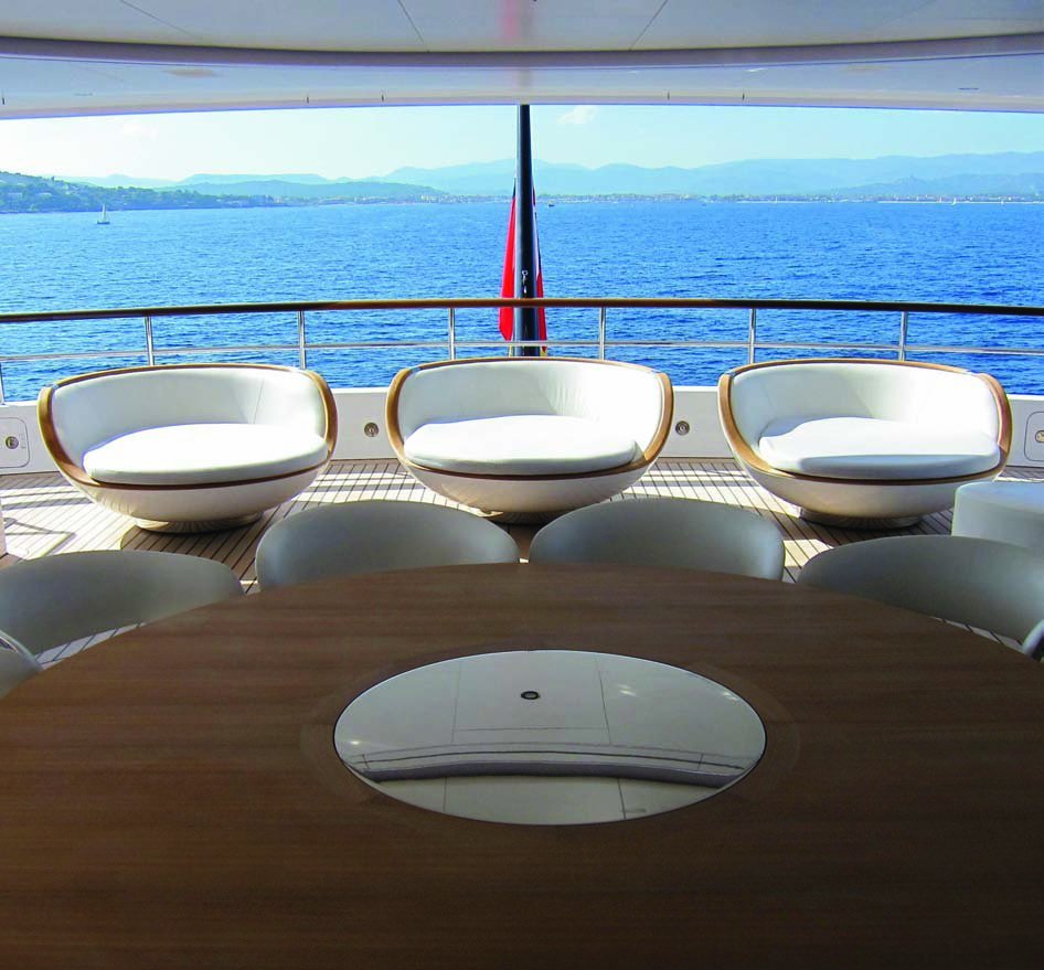 AIR yacht detail photo