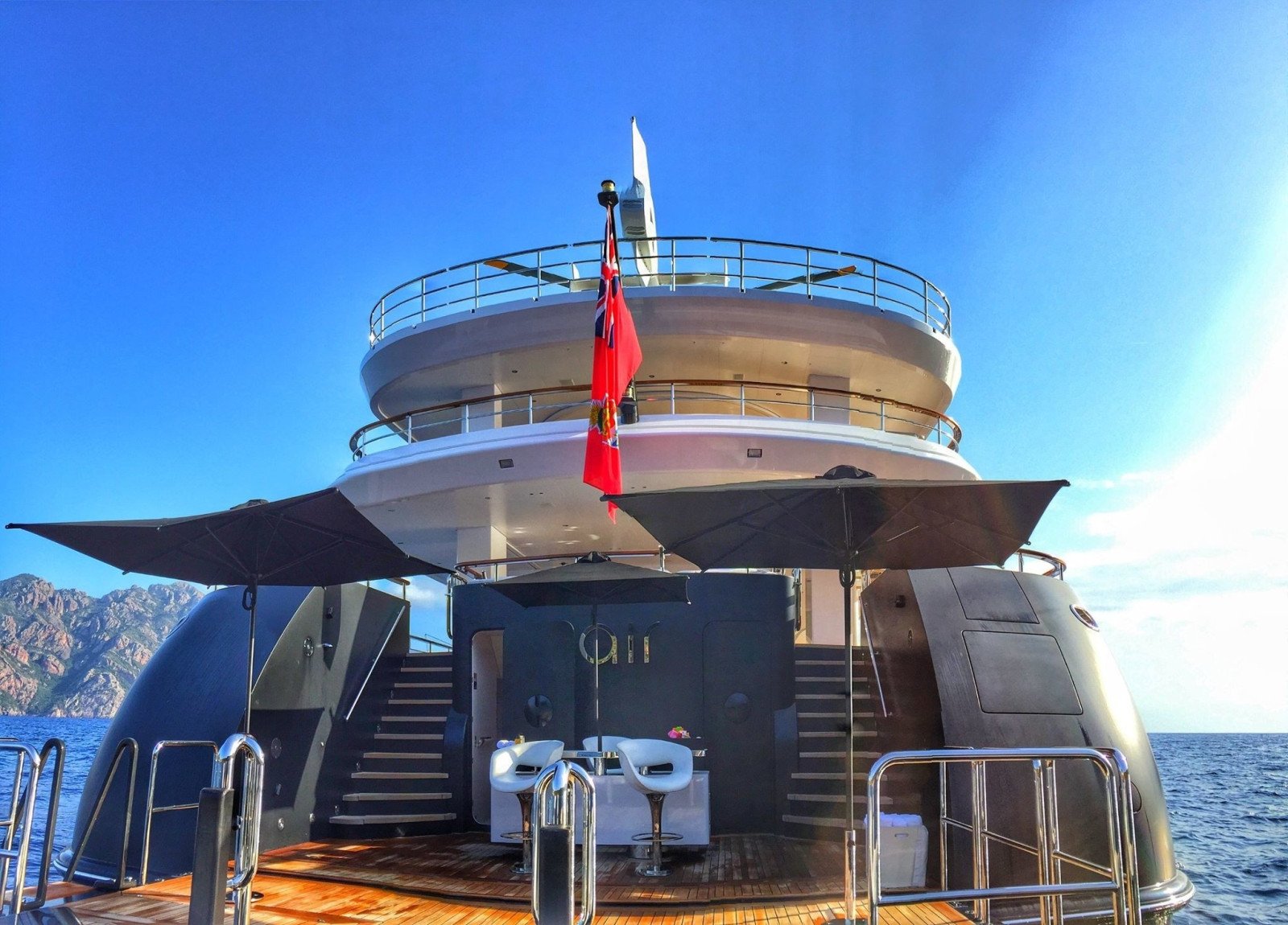AIR yacht detail photo