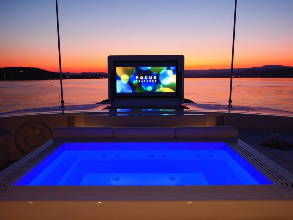 AIR yacht detail photo