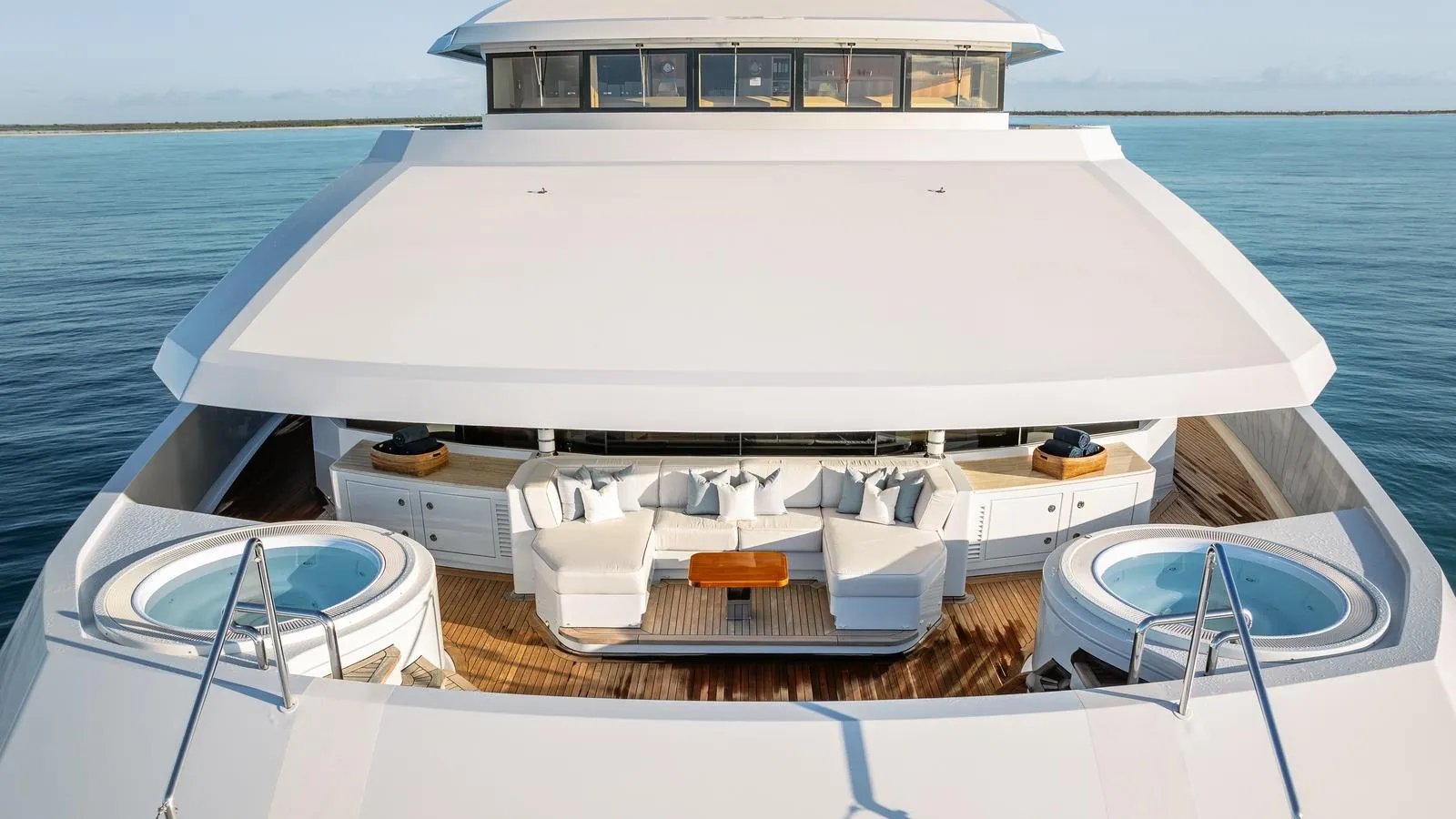 BATELLO yacht detail photo