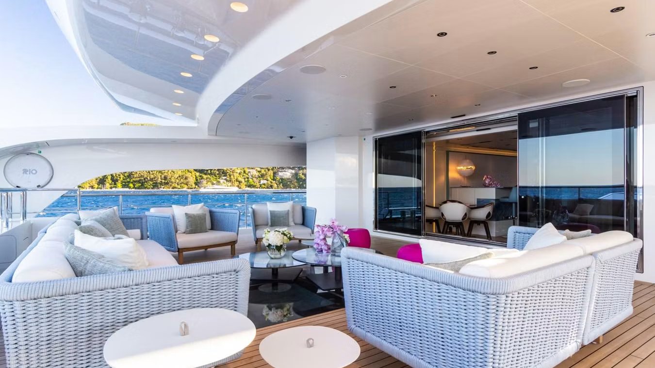 RIO yacht detail photo