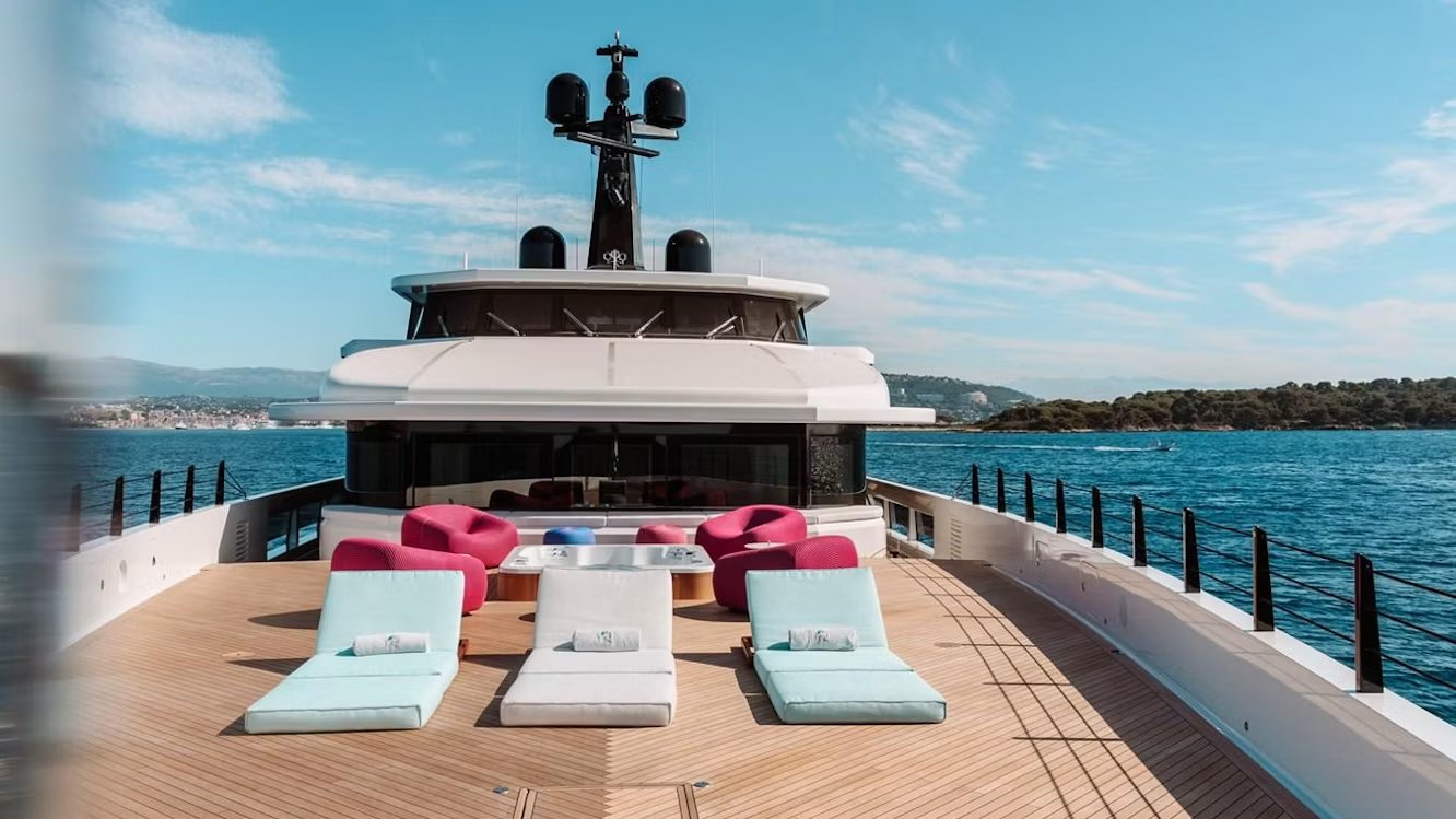 RIO yacht detail photo