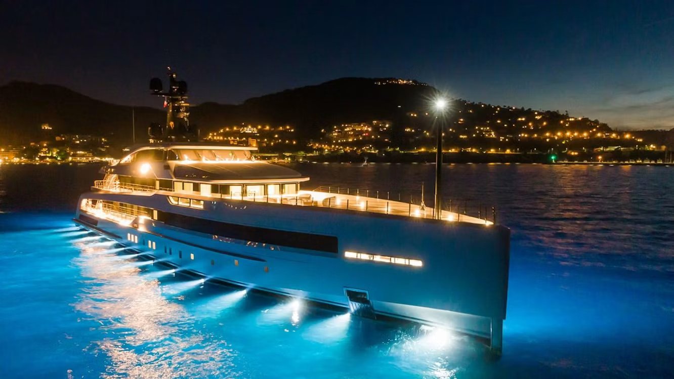 RIO yacht detail photo