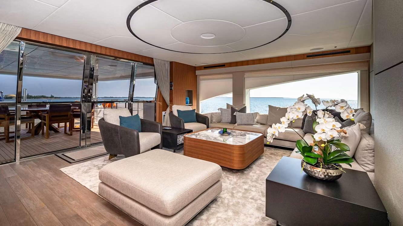 RISING DAWN yacht detail photo