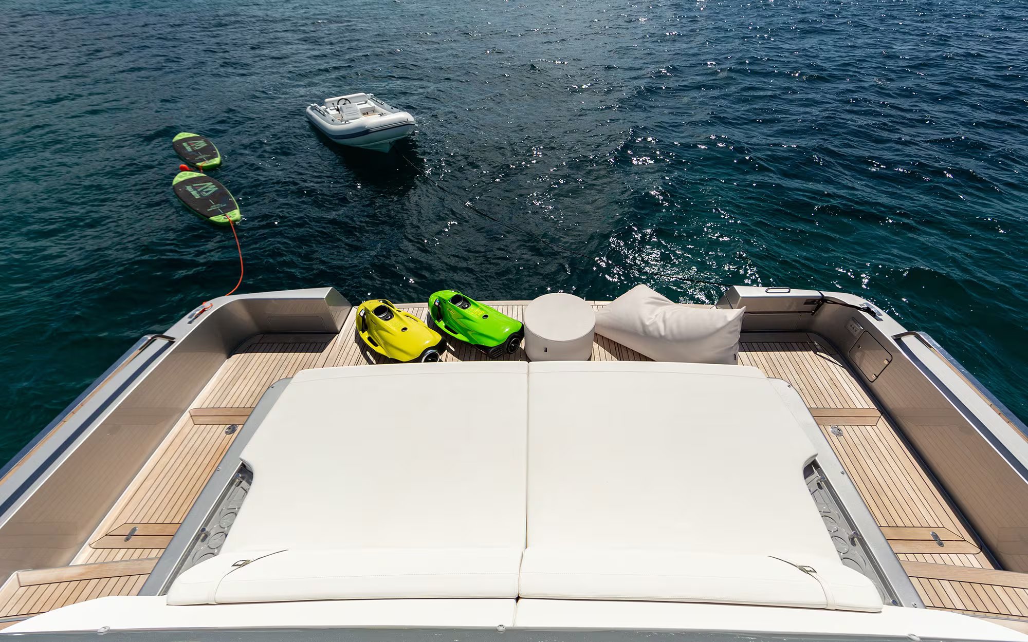 LEMON NOT LIME yacht detail photo