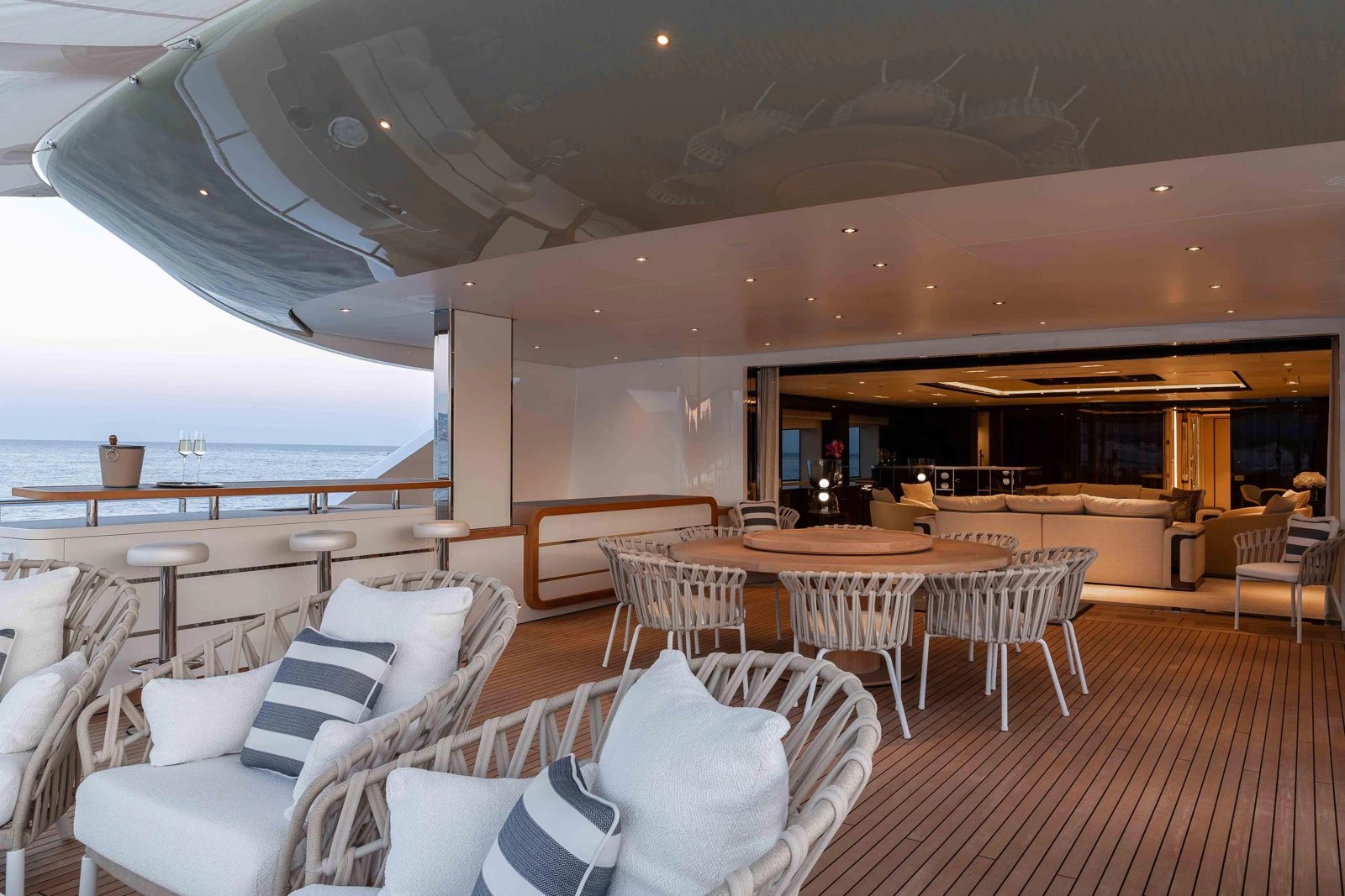 LADY A yacht detail photo