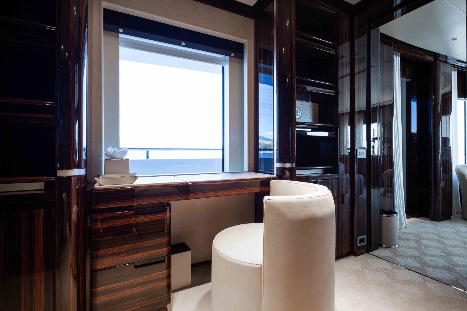 LADY A yacht detail photo