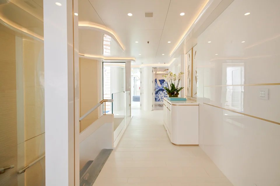 CORAL OCEAN yacht detail photo
