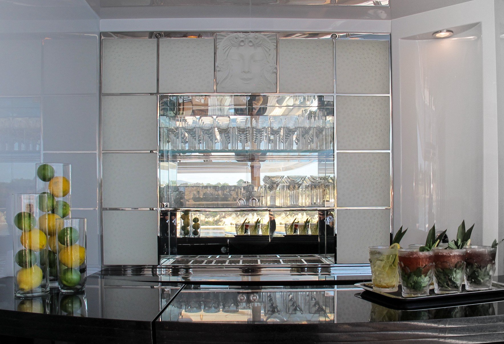 INVICTUS yacht detail photo