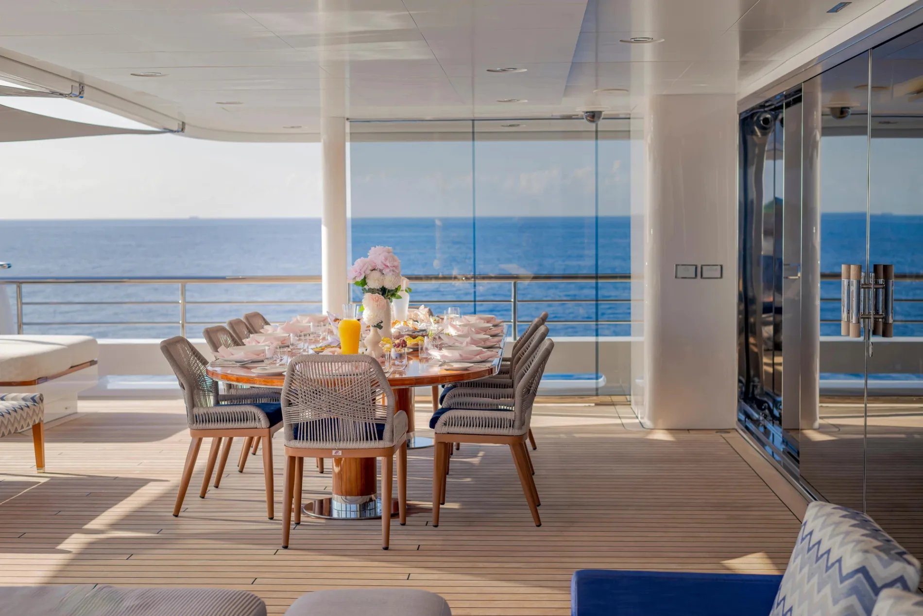 PLANET NINE yacht detail photo