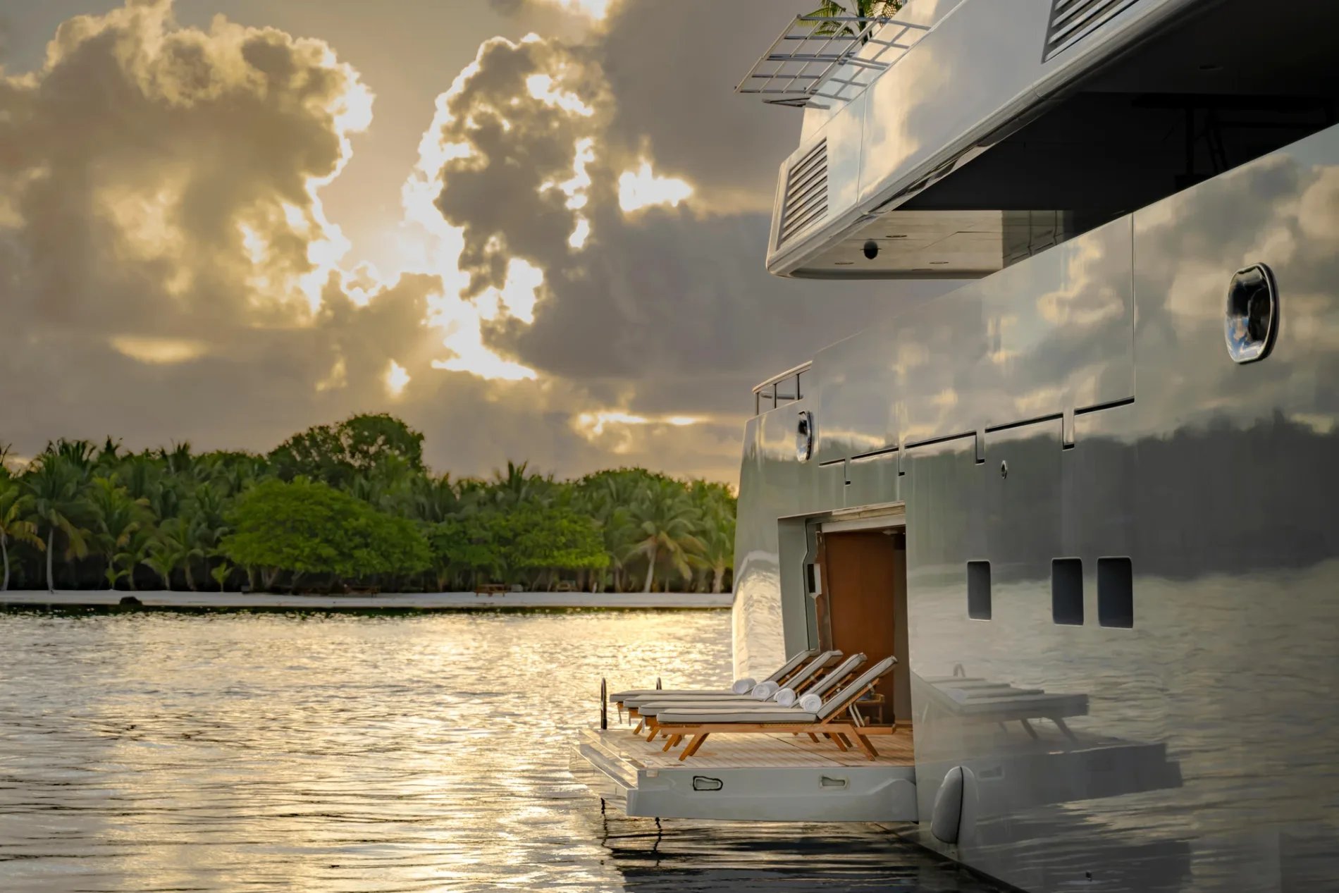 PLANET NINE yacht detail photo