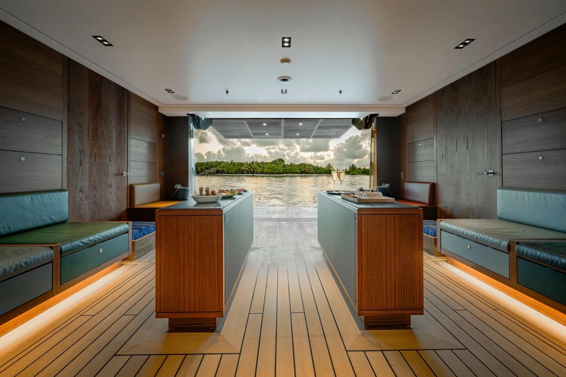 PLANET NINE yacht detail photo
