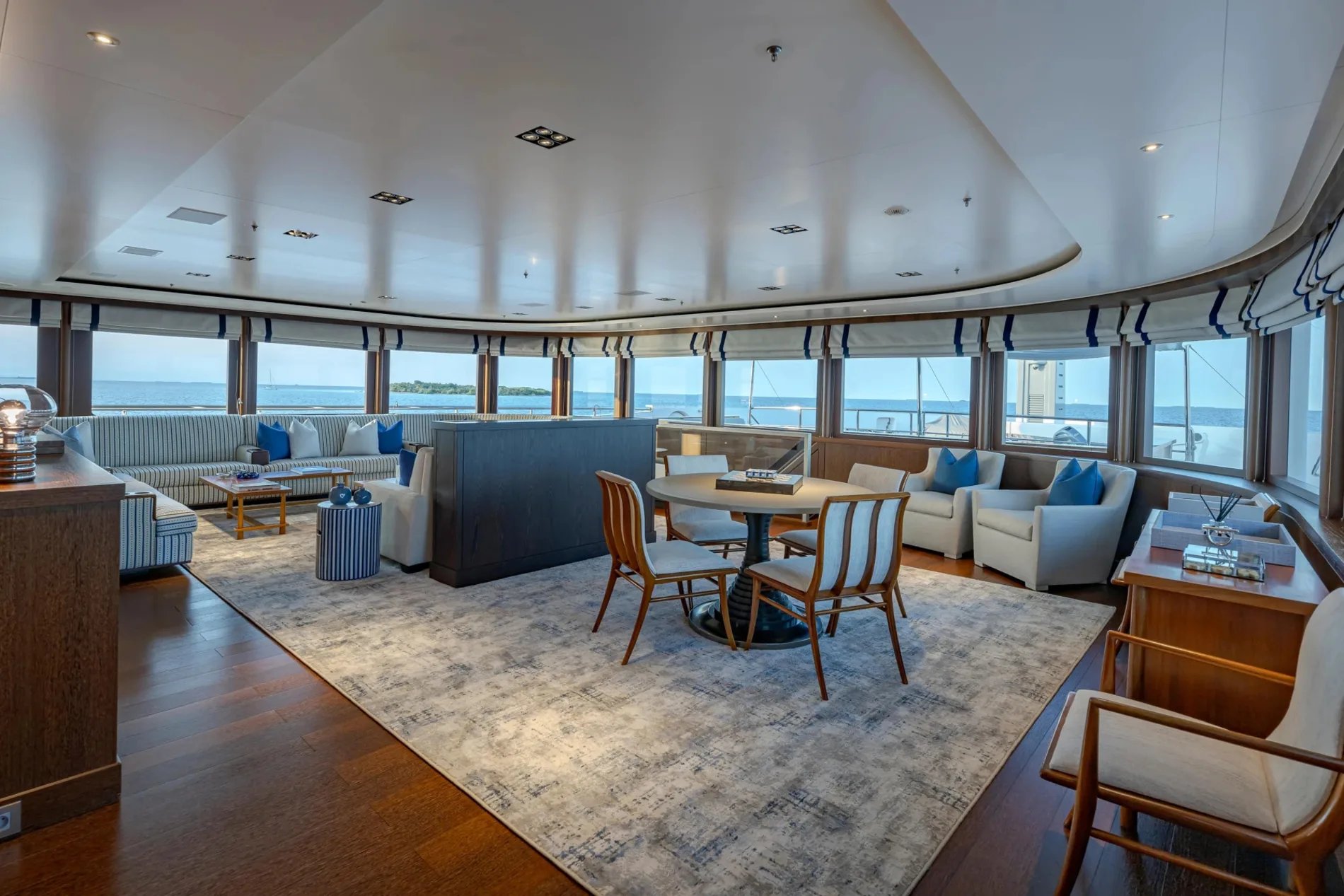 PLANET NINE yacht detail photo