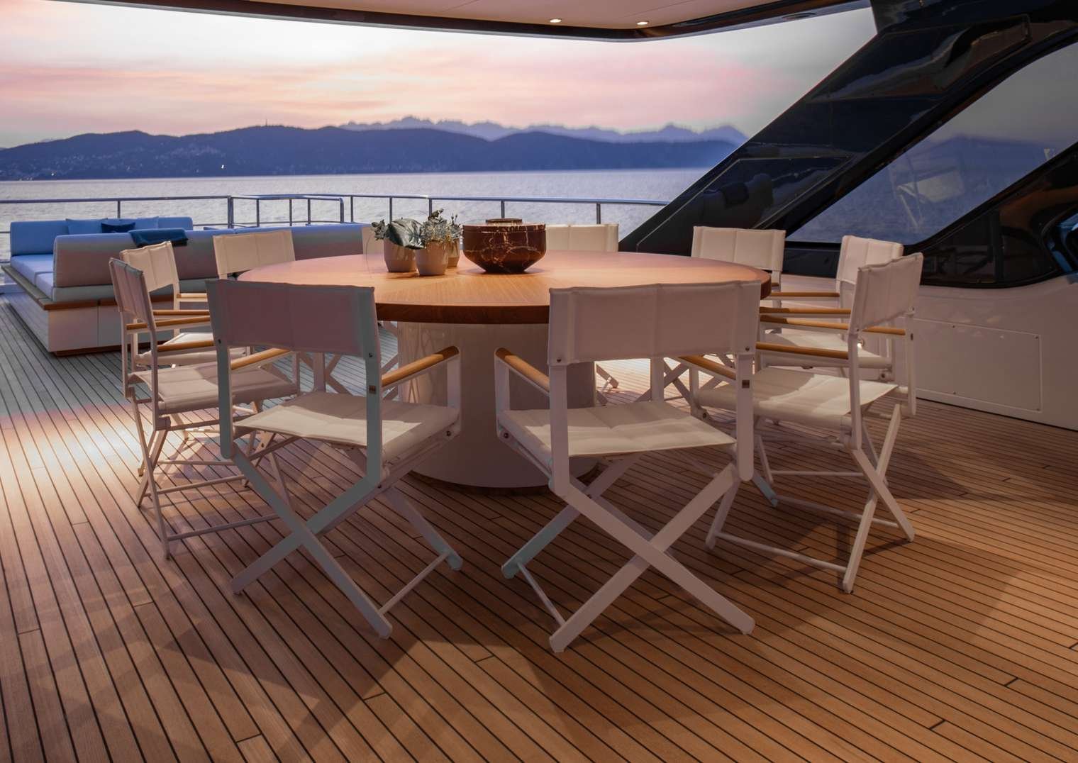 LEGEND yacht detail photo