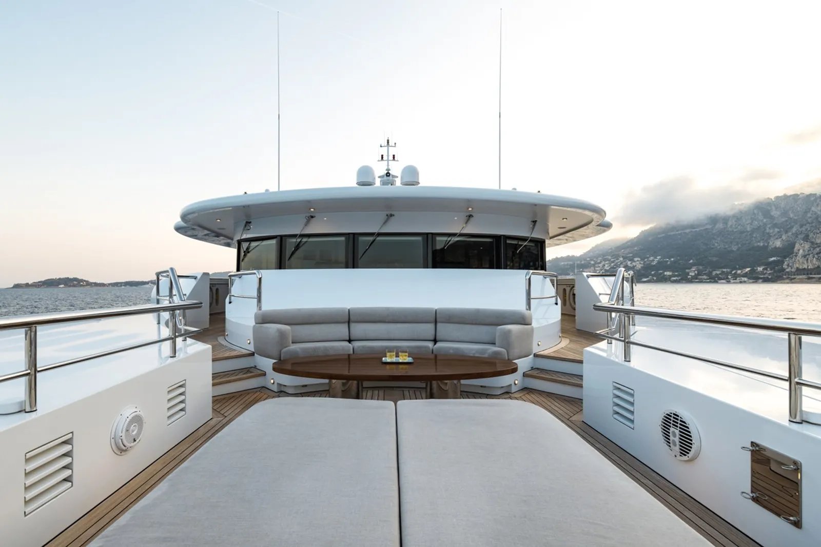 VENTUM MARIS yacht detail photo