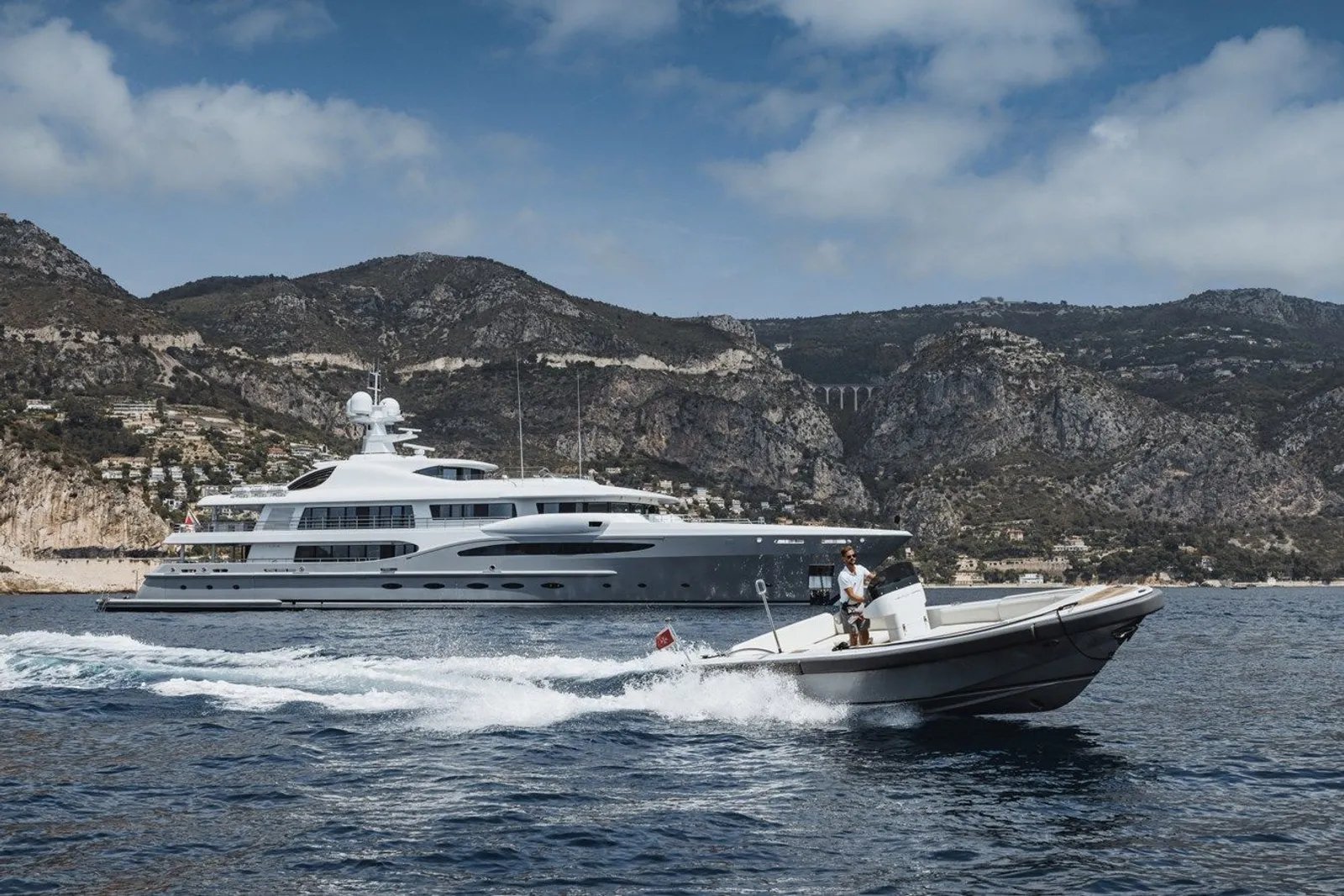 VENTUM MARIS yacht exterior profile