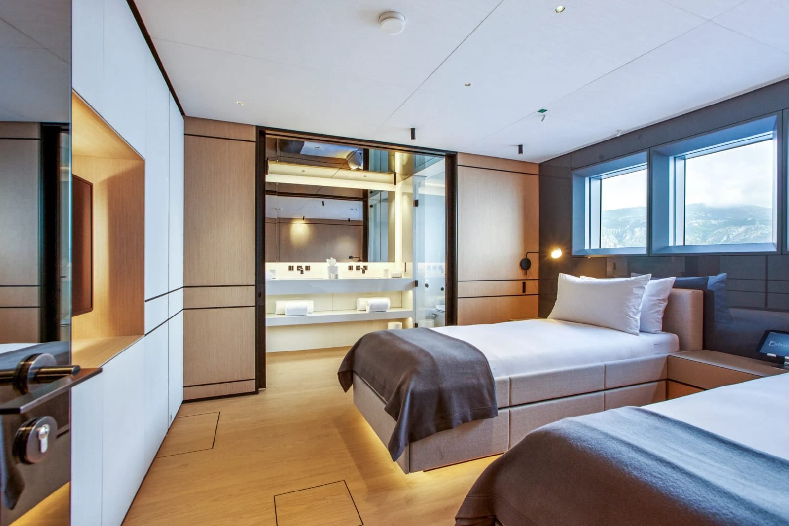 Extra Time yacht detail photo