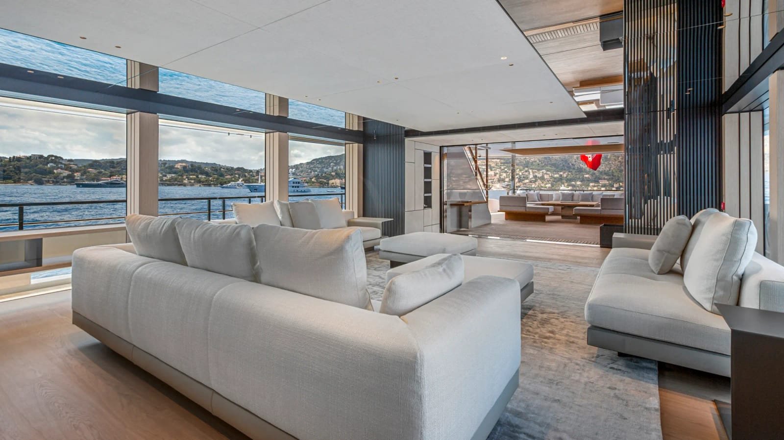 Extra Time yacht detail photo